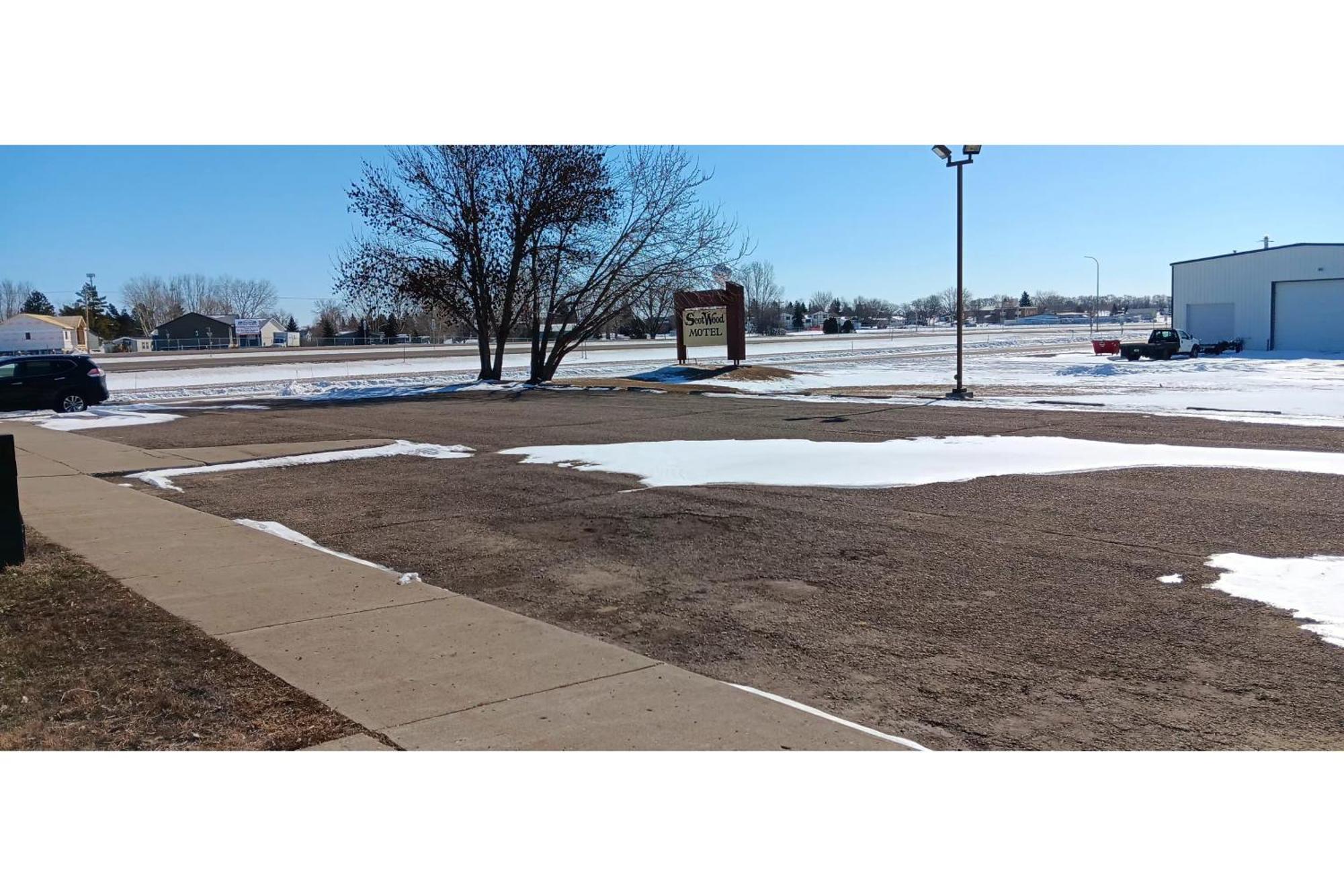 Scotwood Motel By Oyo Washburn Nd Exterior photo